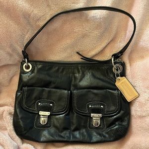 Vintage Coach K1193-18996 Black Leather Shoulder Bag